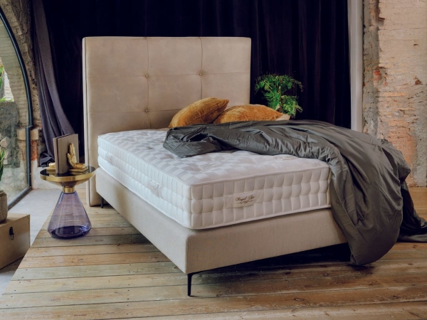 Colchão de molas ensacadas Dunlopillo Royal Arte Medium